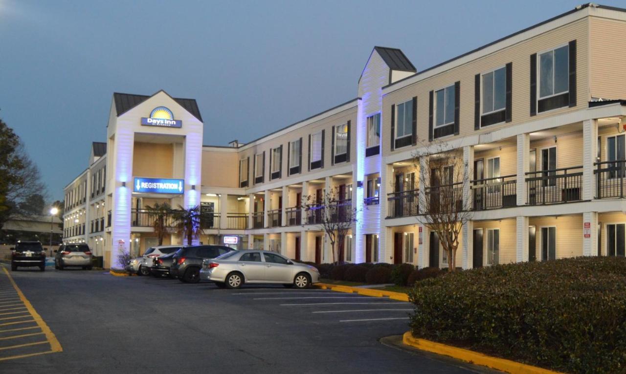 Days Inn By Wyndham Marietta-Atlanta-Delk Road Exterior foto